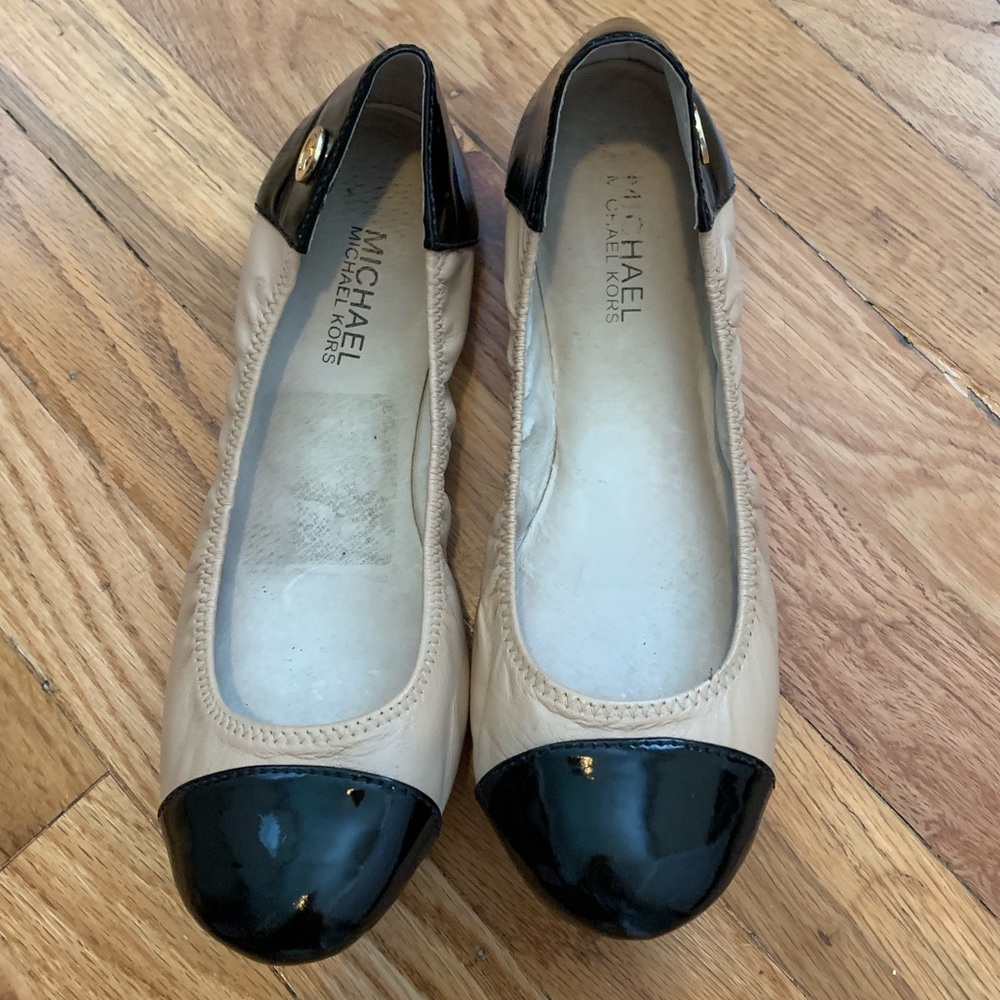 Michael Kors Flats Size 7.5 - Picture 2 of 7